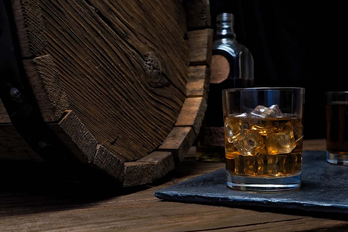 whiskey-barrel-staves-featured